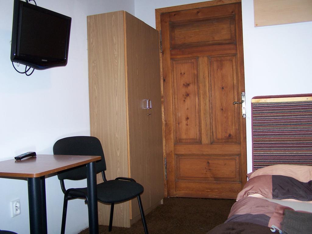 Film Hostel Poznan Habitación foto